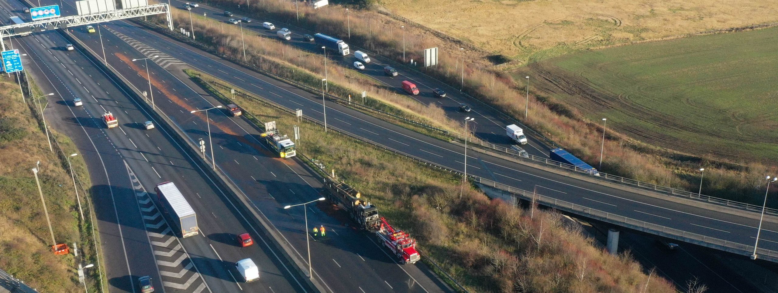 Gridlock On The M25 In Kent With Ten Mile Jams Reported Back Over The Qe2 Bridge Following An Hgv Fire Near Darenth Interchange