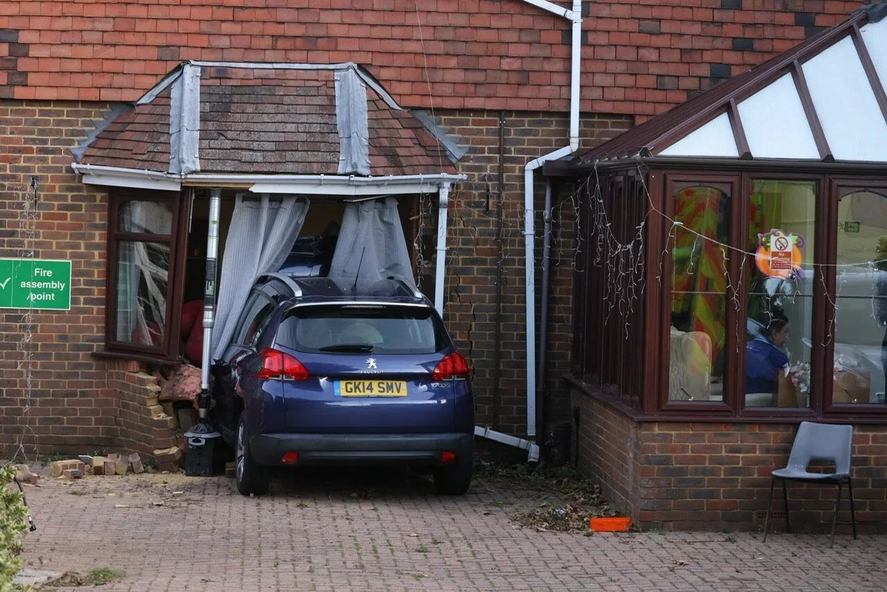 Emergency crews called after car ploughs into care home in Gillingham â€“ (ID 532113)