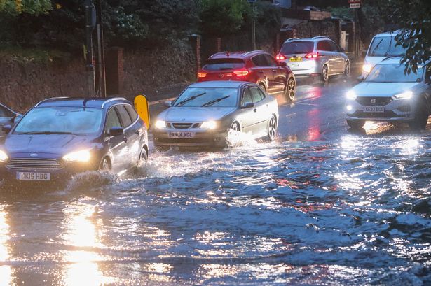 Yellow Warning Issued For South-east With Heavy Rain Set To Hit London And South-east Of England From 3pm On Saturday Until 3pm On Sunday