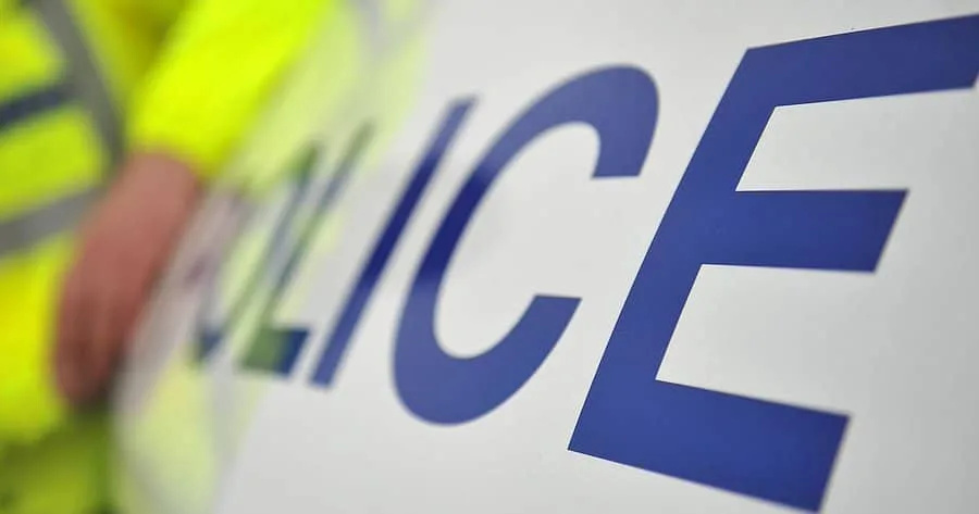 Police seized three imitation firearms after two men were stop-searched near a church â€“ (ID 536085)