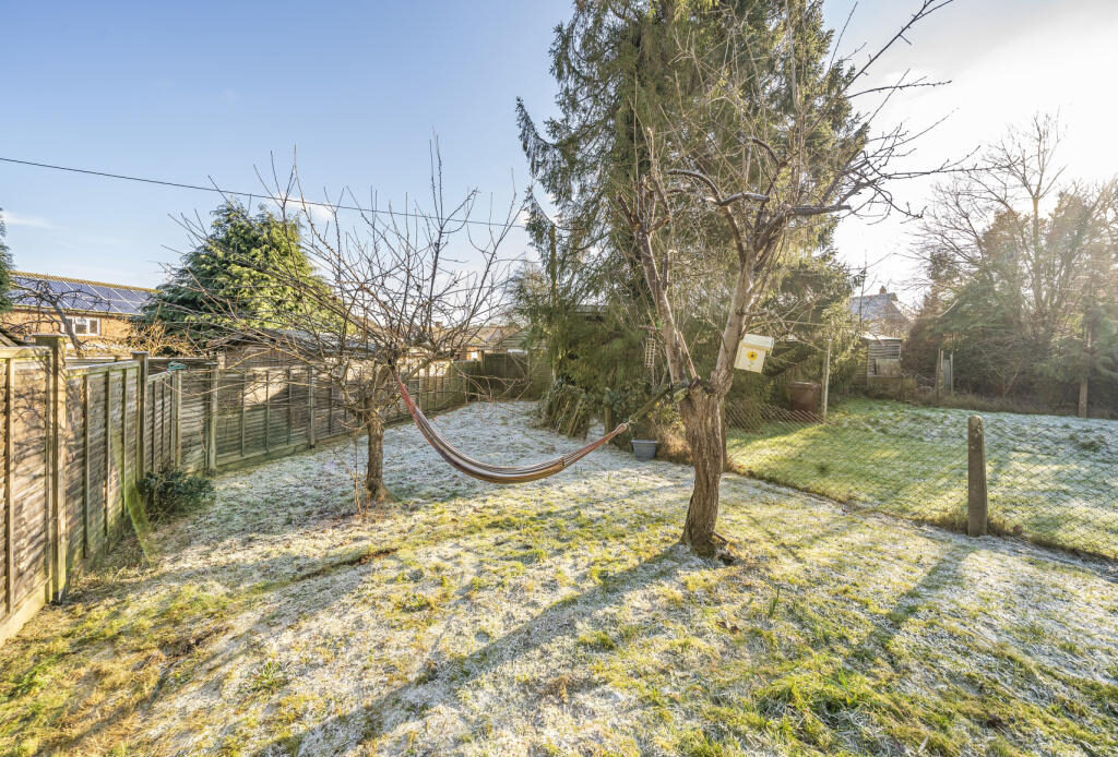 Witnesses Are Being Sought After Reports Of A Suspicious Man Acting Suspiciously Outside Two Schools In Tunbridge Wells