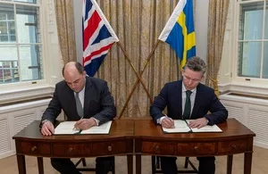 Uk And Sweden Strengthen Defence Relationship As Ministers Sign Agreement On Self-propelled Guns