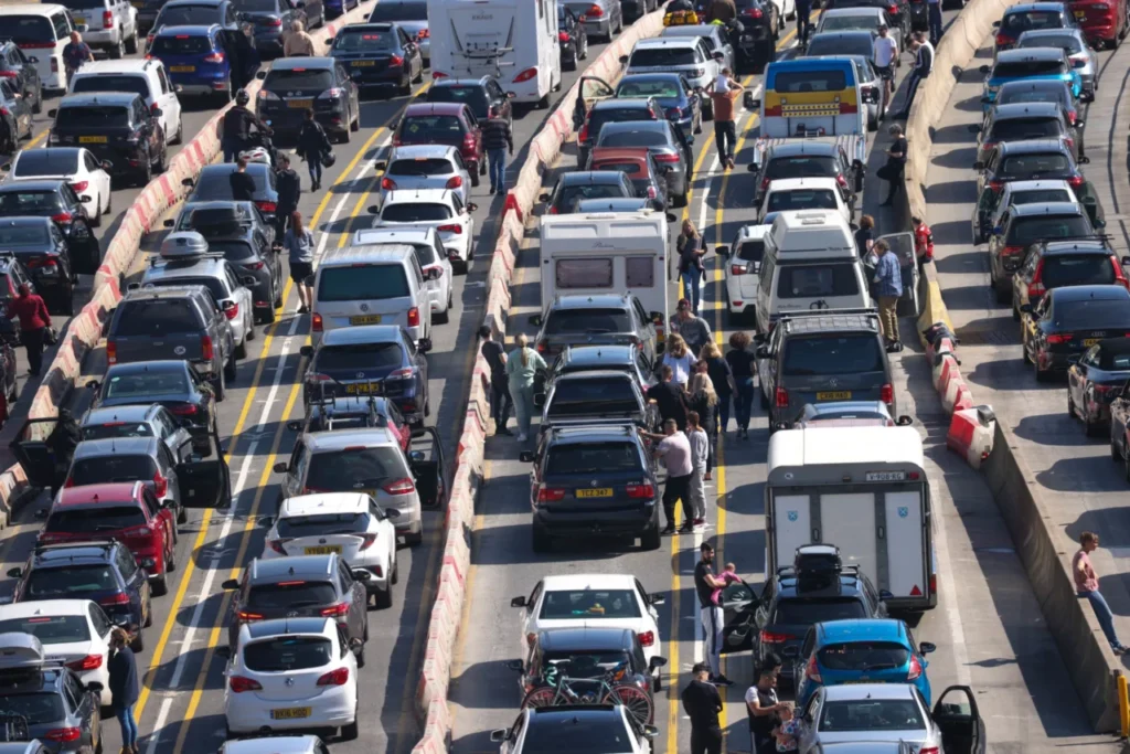 Crowdstrike Chaos Spreads to Dover: Hundreds of Ticketless Families Cause Massive Jams