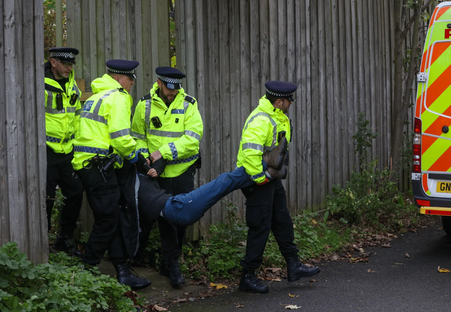 Ten charged following protests in Kent on the M25 by Just Stop Oil â€“ (ID 533471)