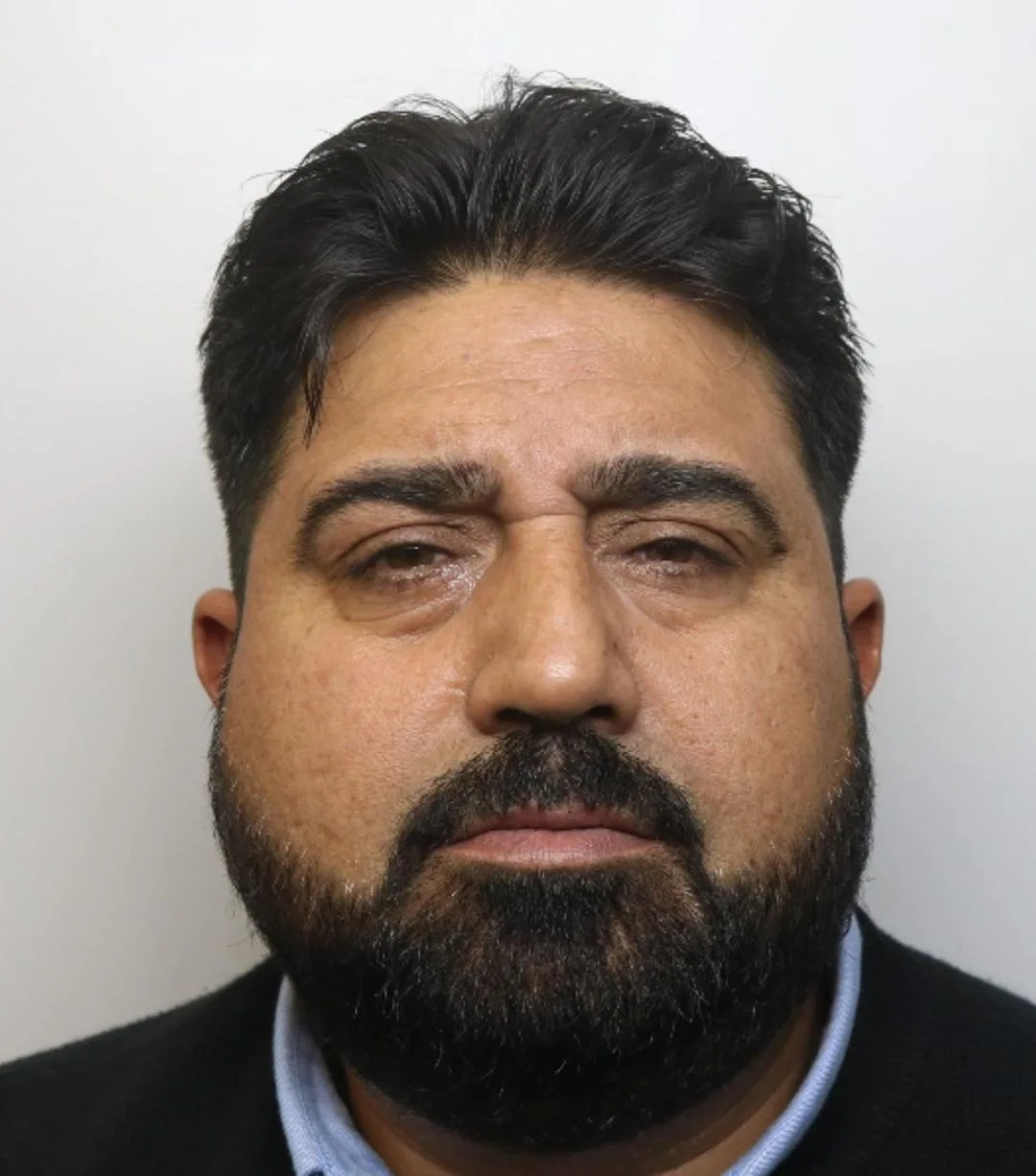 A pickpocket who shoved two children aside as he went after their grandmotherâ€™s handbag, sidling in beside her and swiping her phone, car…