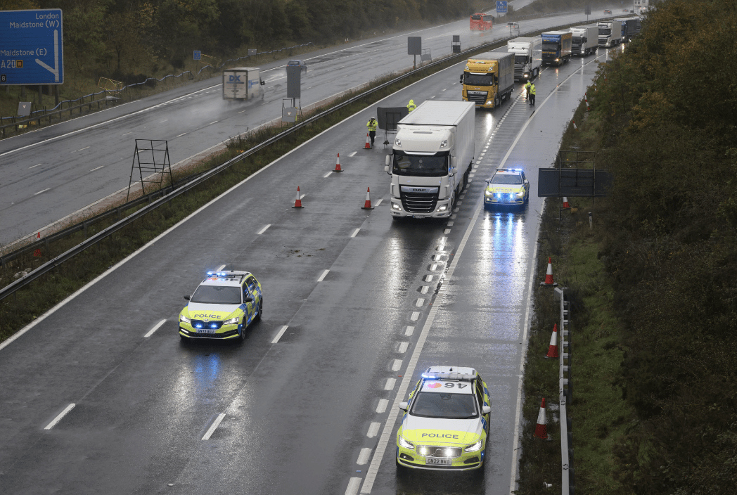 M20 Coastbound Closed Due To Barrier Failure, Kent Motorists Stuck In Lengthy Jams