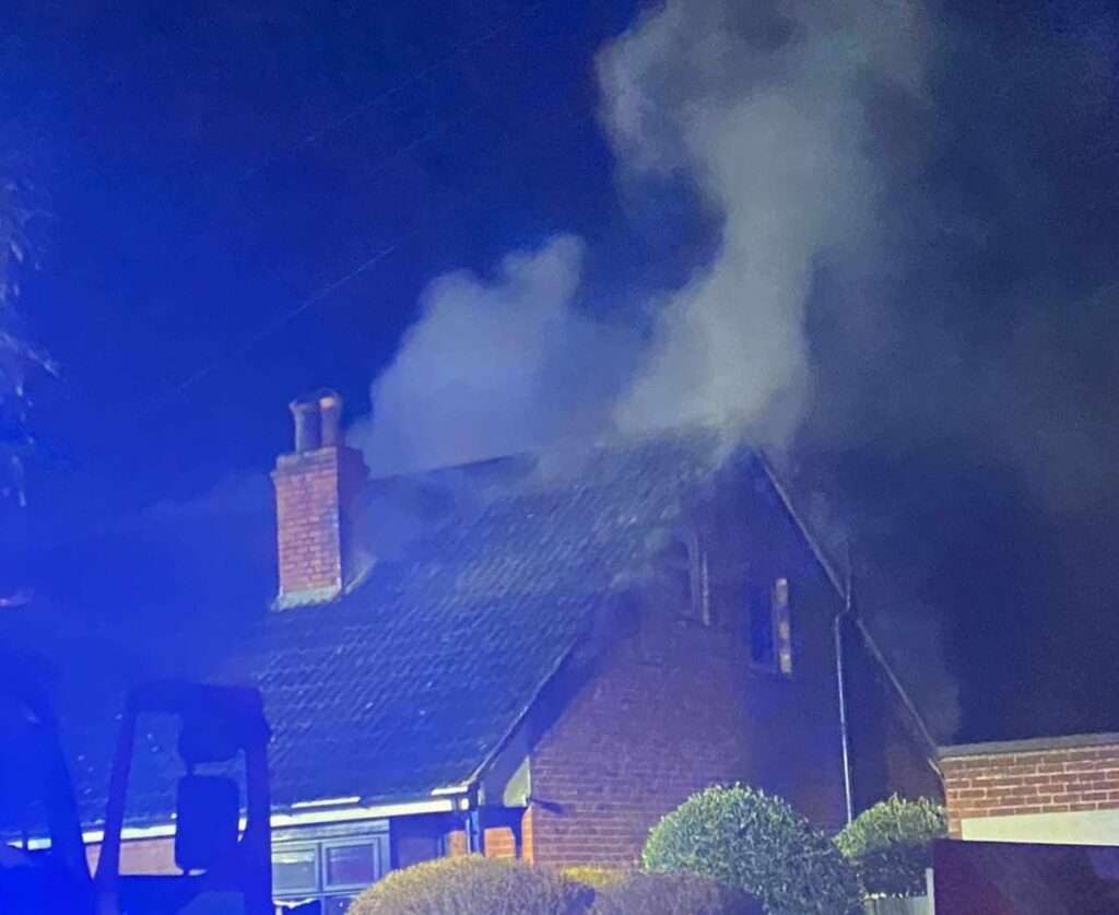 First Pictures from bungalow Fire on Hallyburton Road: Firefighters Battle Blaze