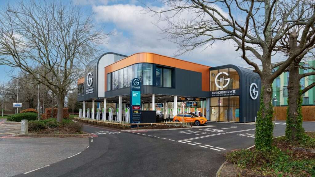 London Gatwick Launches First Electric Forecourt® at International Airport