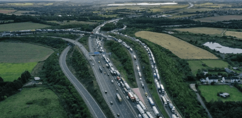 M25 Southbound Closed Between Junction 30 and Junction 2 Due to Police-Led Incident