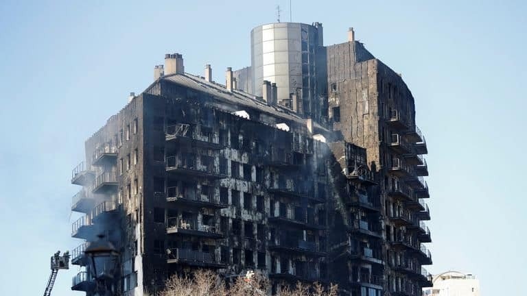 Valencia Tragedy: Fire Engulfs Buildings, 10 Dead & Many Missing