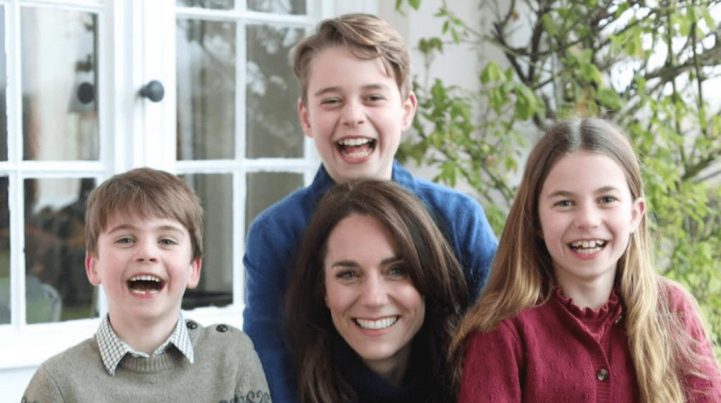 Princess Kate Radiates in First Official Photo Since Surgery