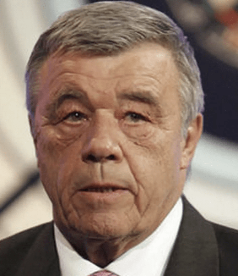 Bullseye Presenter and Darts Commentator Tony Green Passes Away