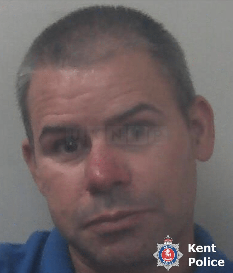 A convicted sex offender has been jailed again after he was found using his phone to send explicit messages to a child