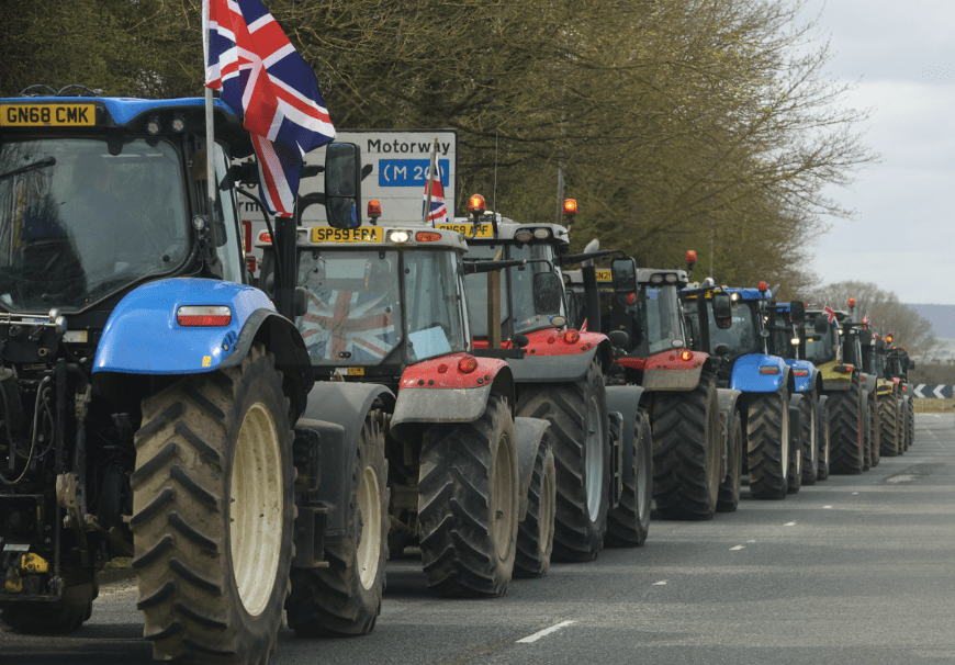 150 Tractors from Kent on Route to London: Farmers to Stage Tractor Rally in Central London