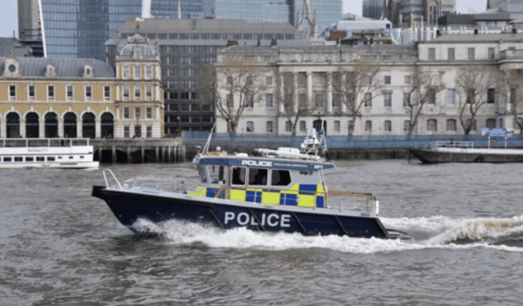 Man Found Dead in Car Submerged in River Thames in Battersea