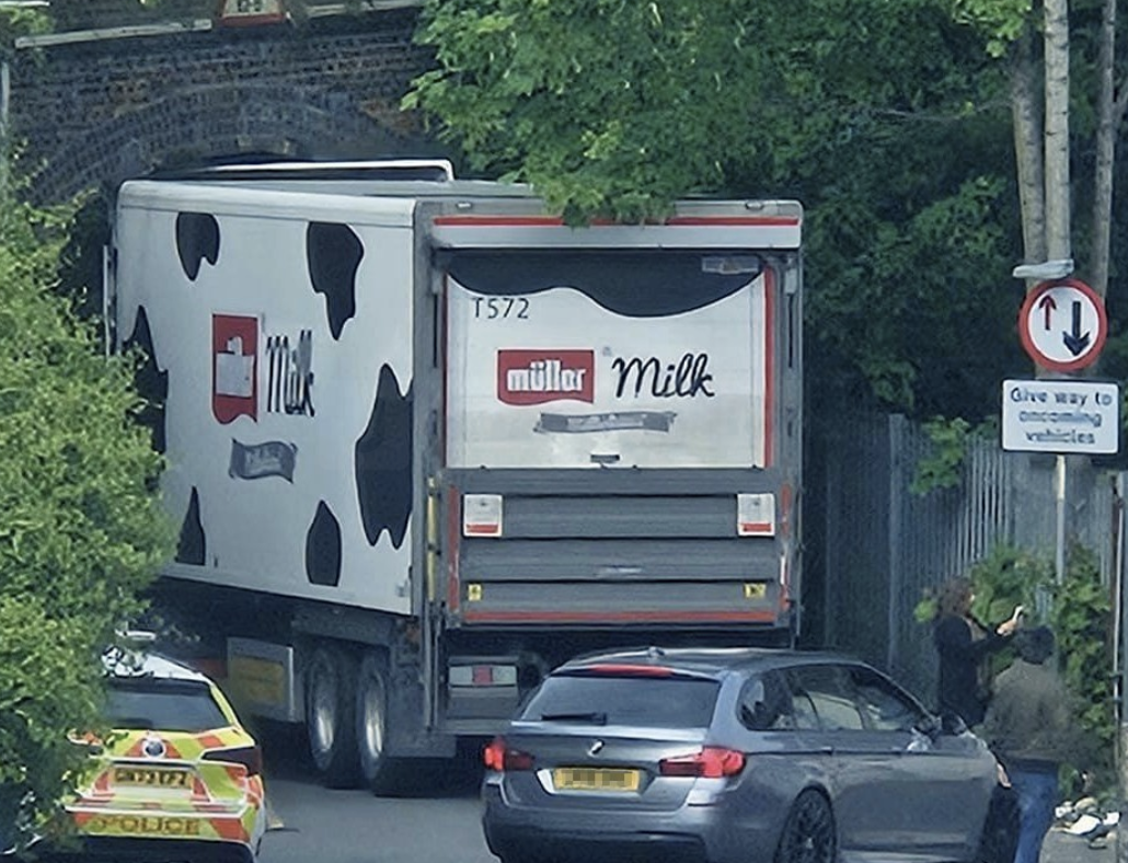 Müller Milk Lorry Allegedly Strikes House and Gets Stuck at Railway Bridge in Otway Terrace