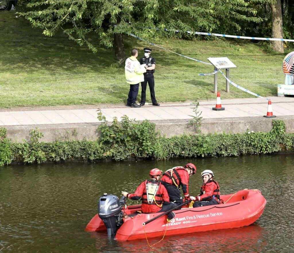 Emergency Response in Maidstone After Reports of Person Falling Into River Medway