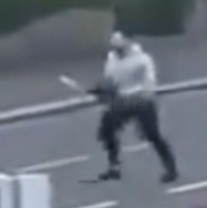 Chainsaw Chase Leads to Police Injuries and Arrest in Paisley