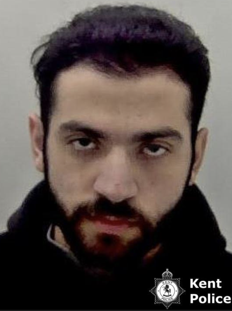 A jewellery thief who posed as a customer before attempting to steal a gold bracelet from a shop in Rochester has been jailed