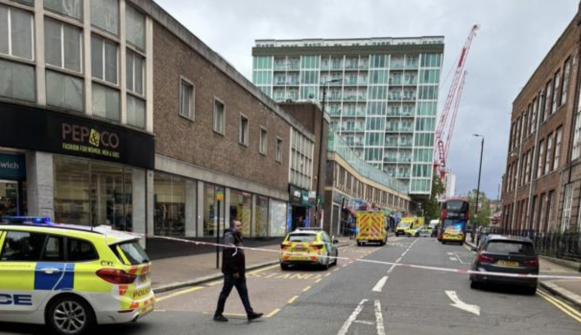 Police launch probe after Thomas Street Woolwich Triple Stabbing