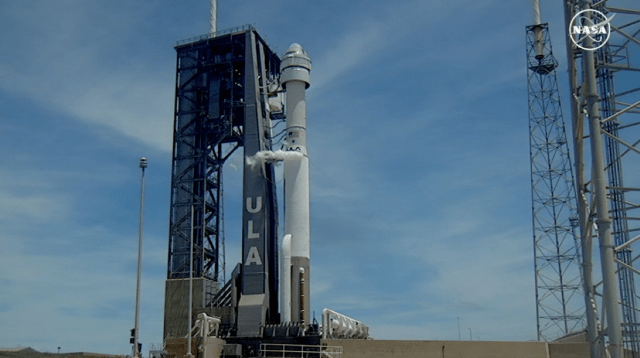 Last-Minute Problem Halts Boeing’s First Astronaut Flight Countdown