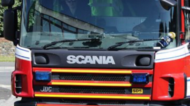 Fire Breaks Out at Linwood Industrial Estate, Paisley