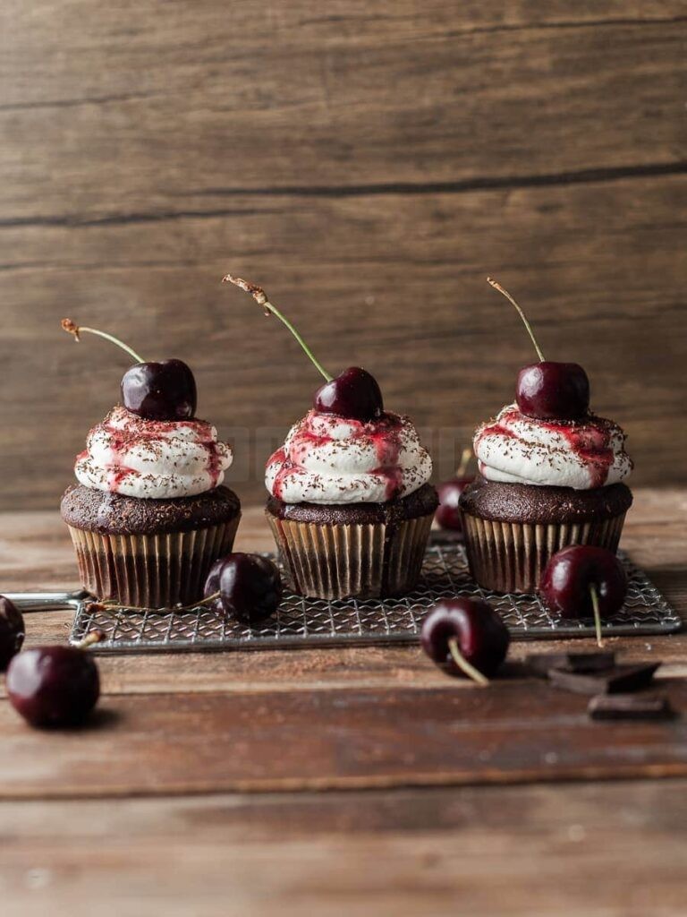 UK Cake Chain Offers Million Free Cupcakes to Launch Digital Loyalty Program