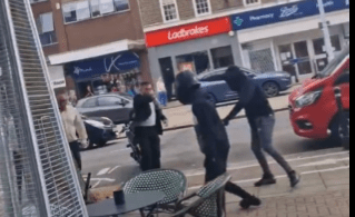 Goring Road Targeted in Broad Daylight Motorbike Robbery Attempt