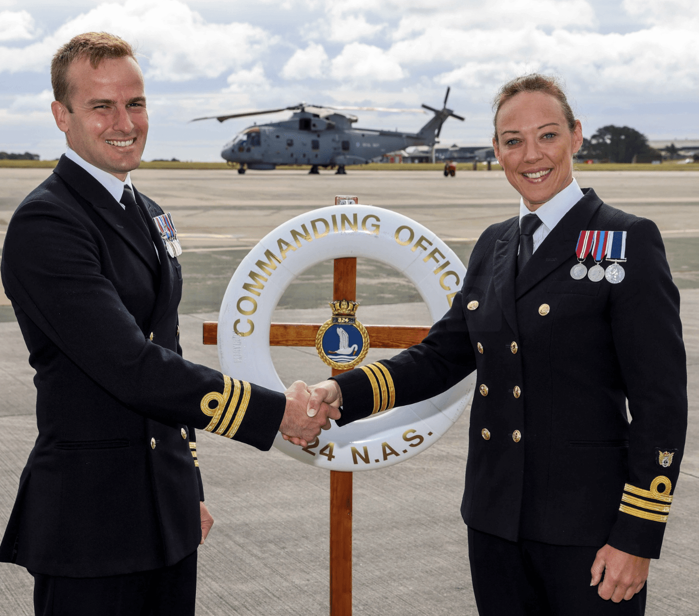 RNAS Culdrose’s 824 Naval Air Squadron Welcomes New Commanding Officer