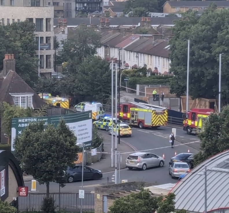 Emergency Services Respond to Serious Road Traffic Collision in Colliers Wood