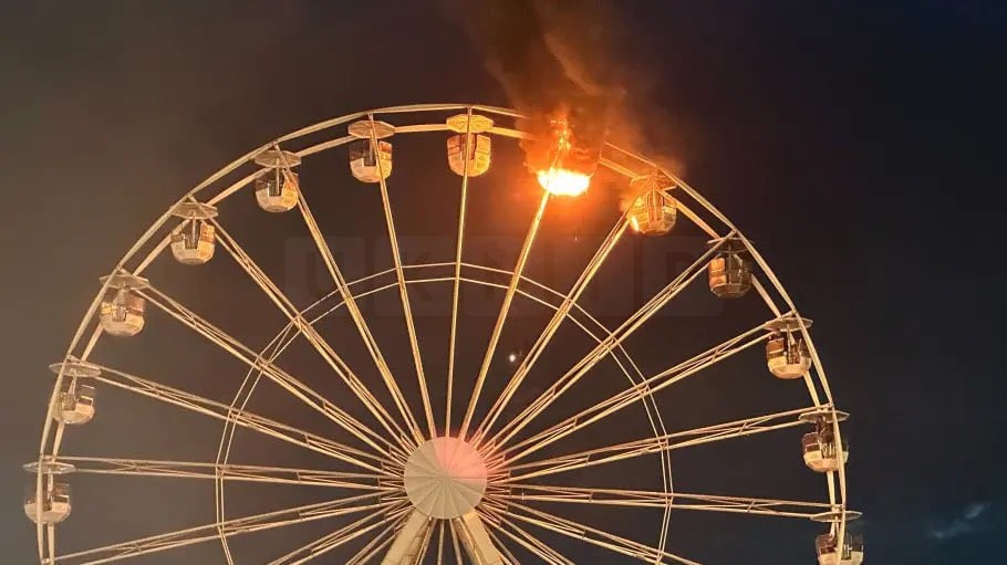 BREAKING: Fire Erupts on Ferris Wheel at Highfield Festival in Leipzig, Germany