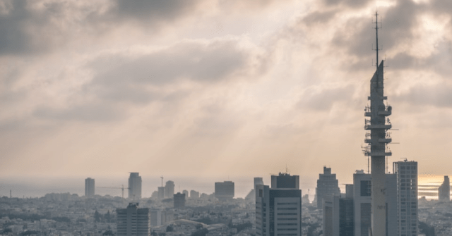 Hamas Launches Rocket Attack on Tel Aviv, Israel