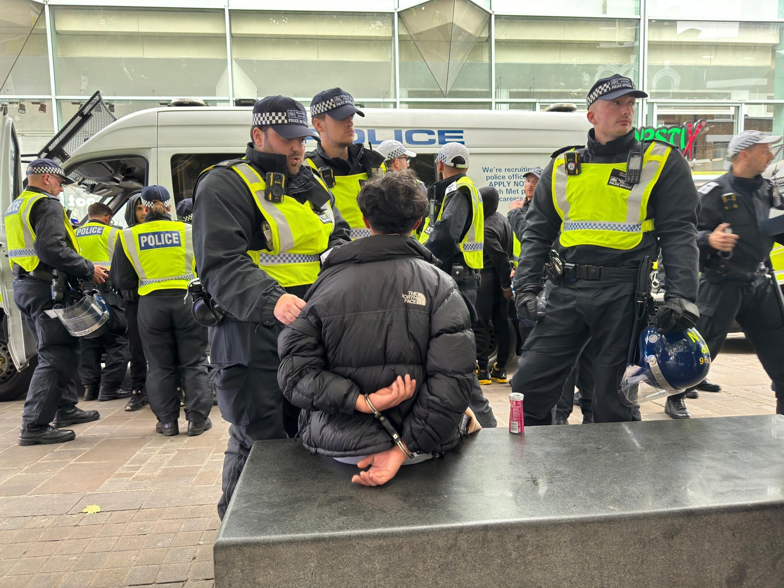 Rioting Yobs Fail to Show for Planned Protests in London, Counter-Protesters Turn Out in Support of Immigrants and Refugees