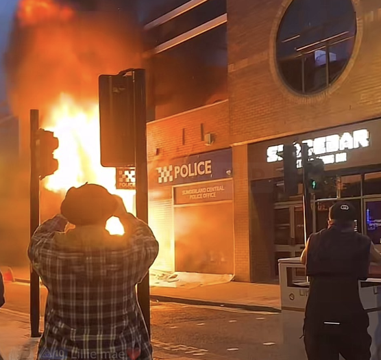 Britain Prepares for Weekend of Unrest Amid Sunderland Riots and Southport Tragedy