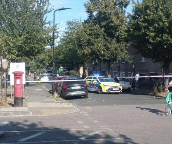 Man in a Wheelchair  Fatally Stabbed in Rushmore Road Incident; Two Arrested – UKNIP
