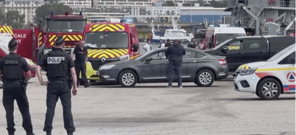 Eight UK-Bound Migrants Drown in English Channel Tragedy