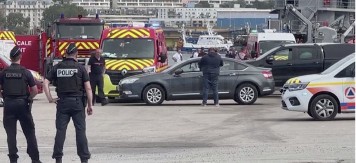 Eight UK-Bound Migrants Drown in English Channel Tragedy