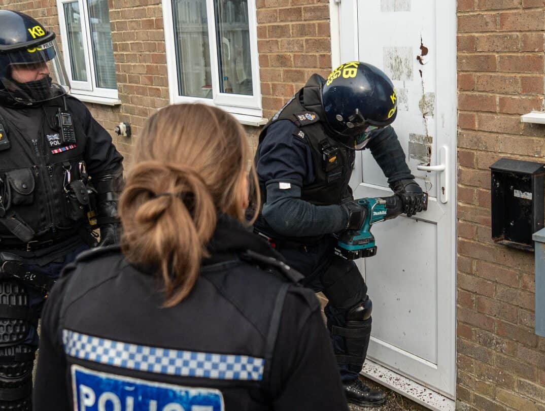 Sussex Drug Raids Lead to 17 Arrests and Seizure of £1.7M in Cannabis – (ID 1614715)