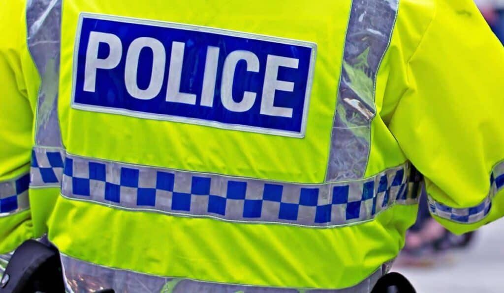 Police Appeal After Man Spits at Baby in Crawley – UKNIP