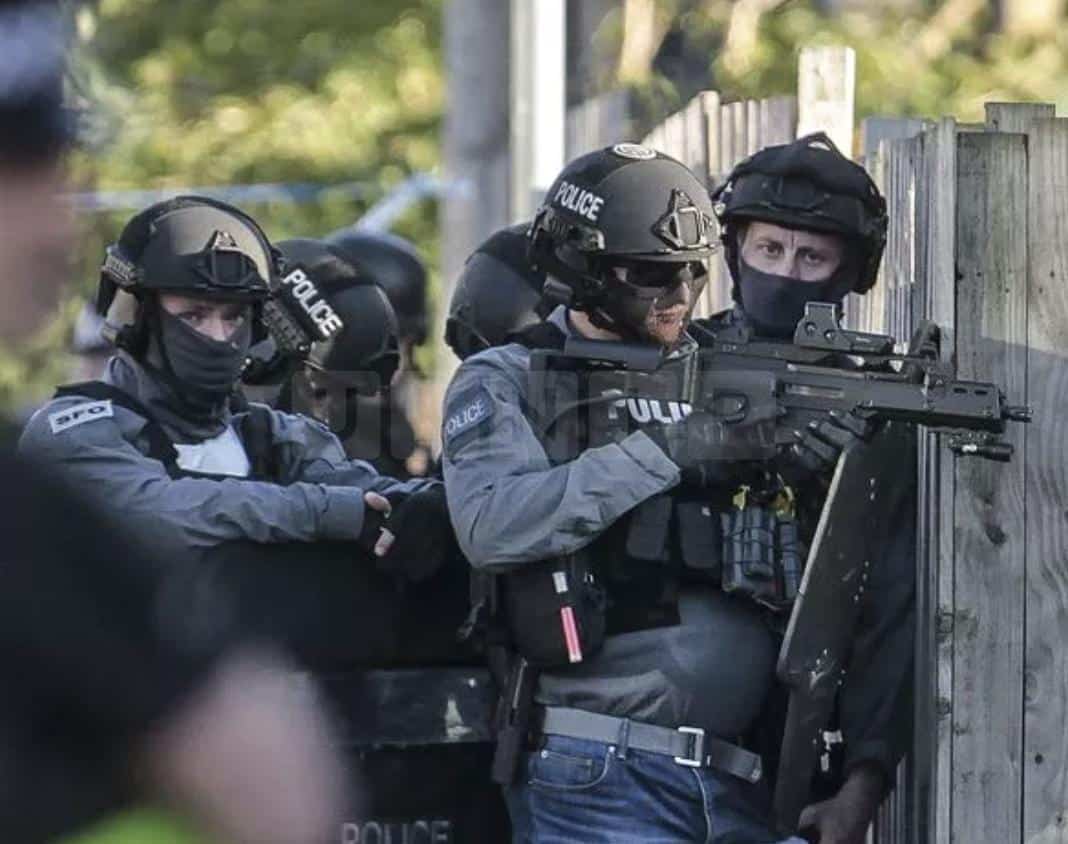 Horror as Three Injured After Man Seen Wielding Crossbow in Leeds