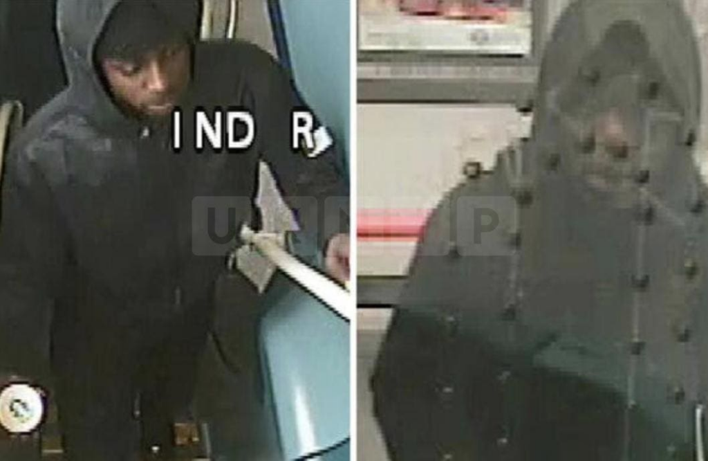 Teenage boys ‘robbed at knifepoint’ on 229 bus in Bexley High Street – police release images of suspects.