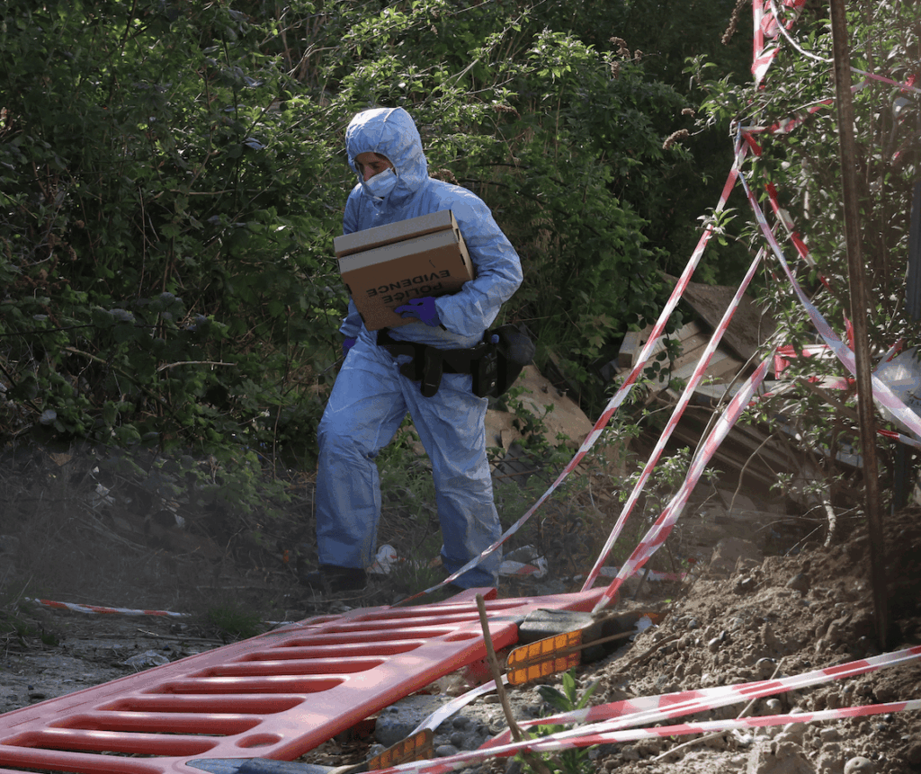 Two Arrested After Stabbing Outside the Mosque on Plumstead Road — Police Confirm Ongoing Investigation
