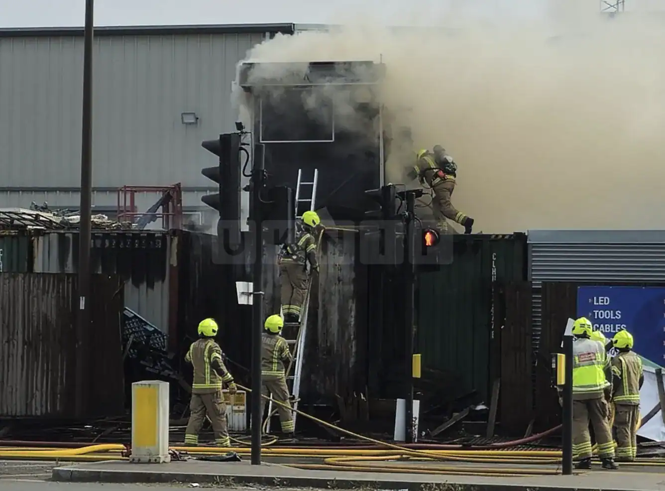 Firefighters Investigate Cause of Barking Blaze as Shipping Containers and Van Catch Fire – UKNIP