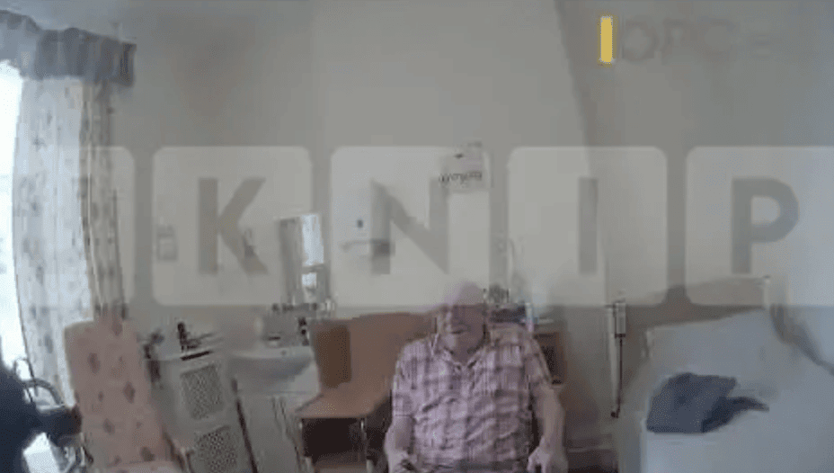 Jury Acquits Sussex Officers Over Use of Force on 93-Year-Old in Care Home Incident