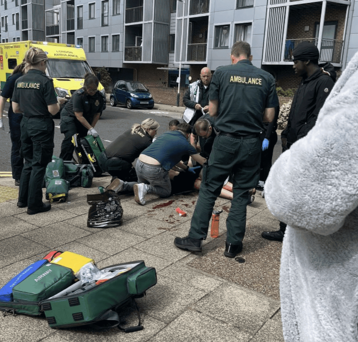 Teen Stabbed in Orchard Village, Rainham – Police Appeal for Witnesses