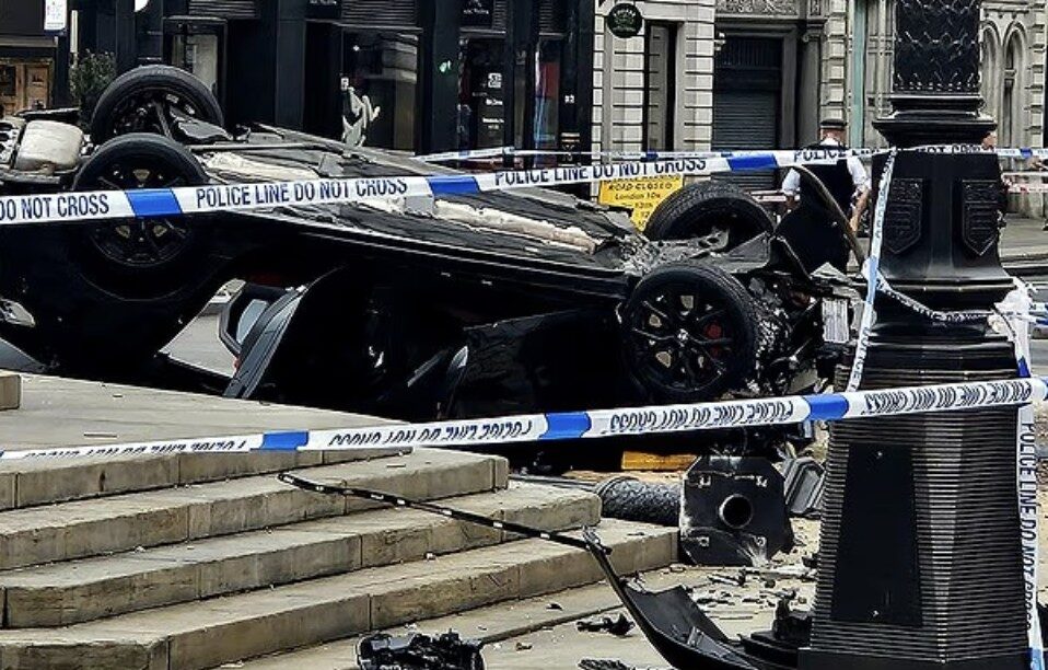 Car Crashes into Central London Landmark at Piccadilly Circus – One Man Fights for Life
