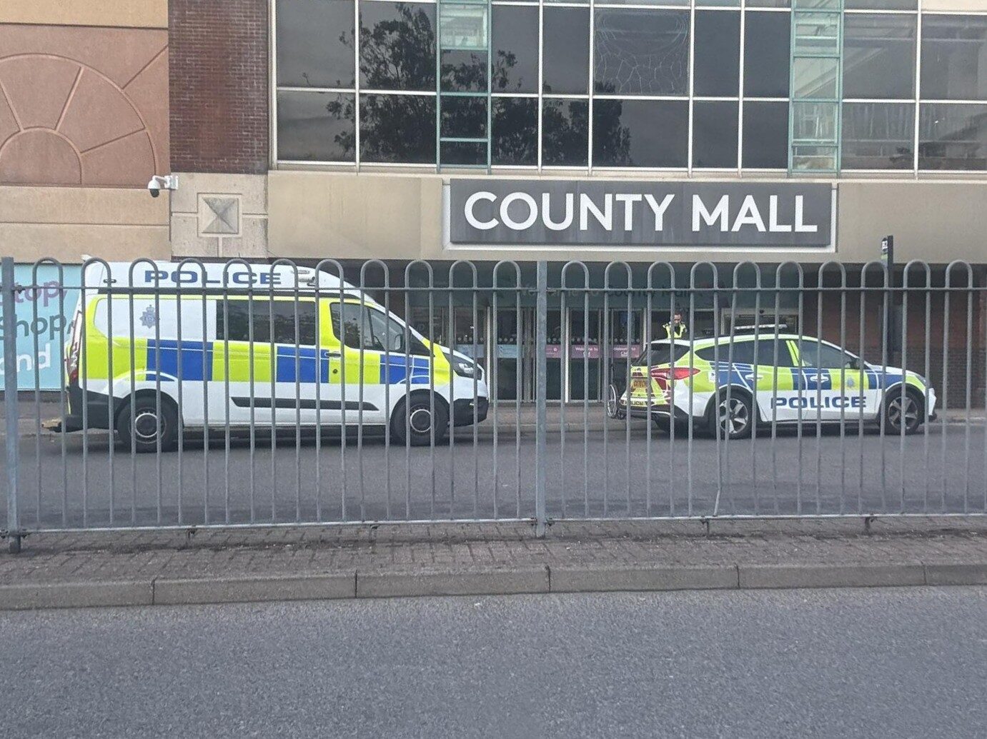 Crawley Knifepoint Robbery: Police Seek CCTV After Thousands Stolen from Three Store