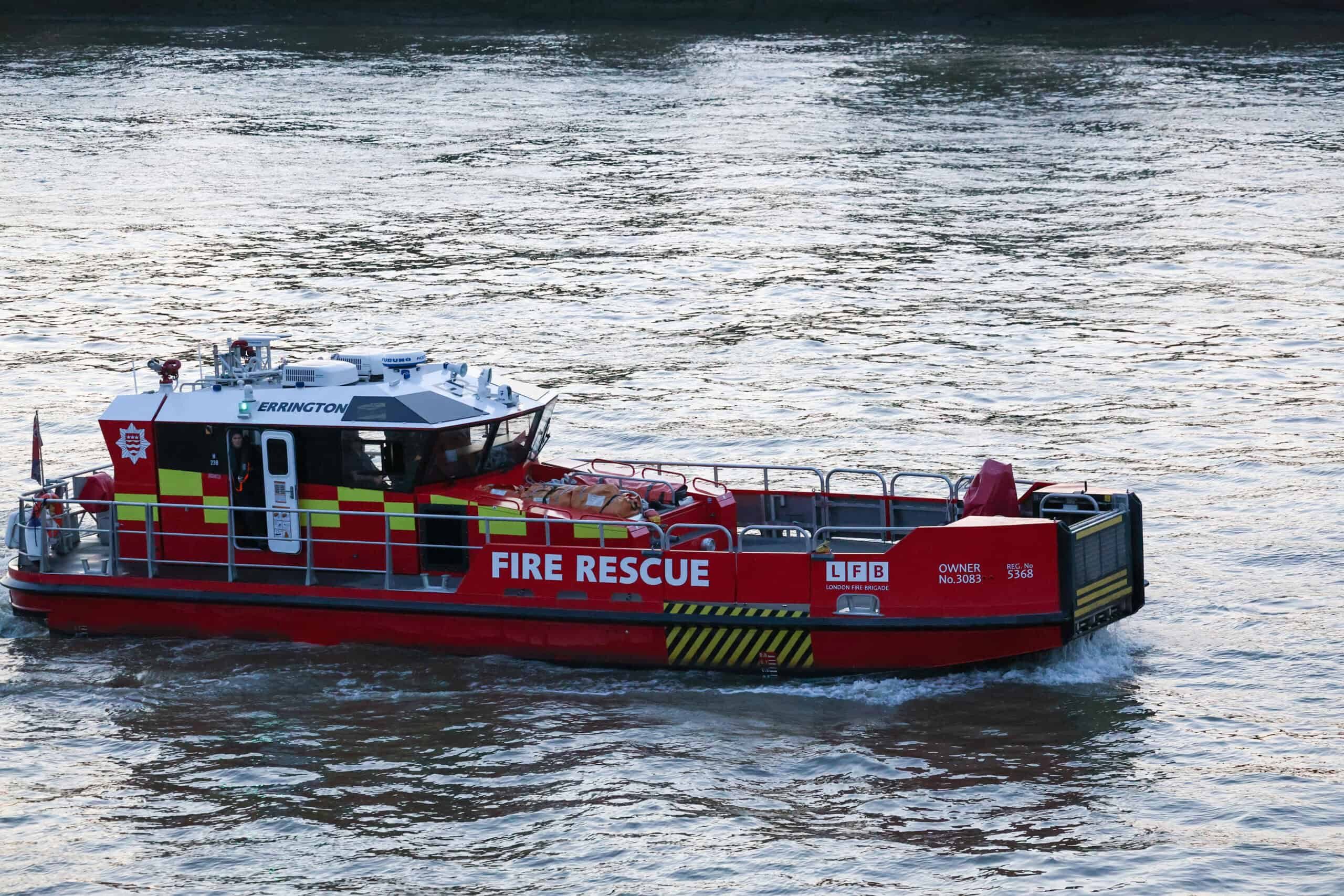 Drone and Fire Boats Deployed in Major Thames Search in London