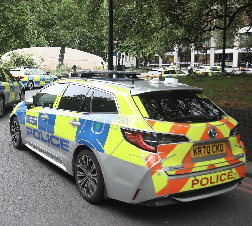 Teenager Hospitalised After E-Bike and Car Collision in Eltham