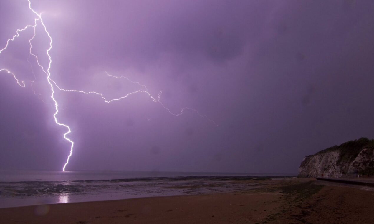 Thunderstorm Weather Warning Issued for Kent, Sussex and Surrey